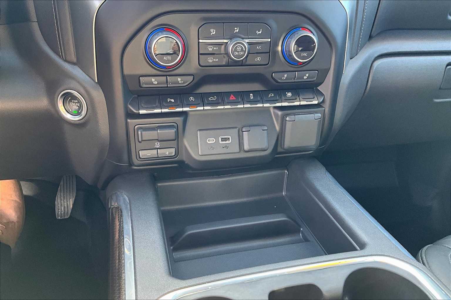 2020 Chevrolet Silverado 1500 RST - Photo 25