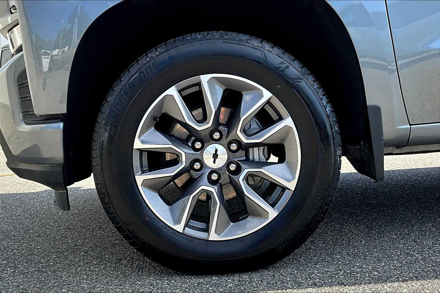 2020 Chevrolet Silverado 1500 RST - Photo 7