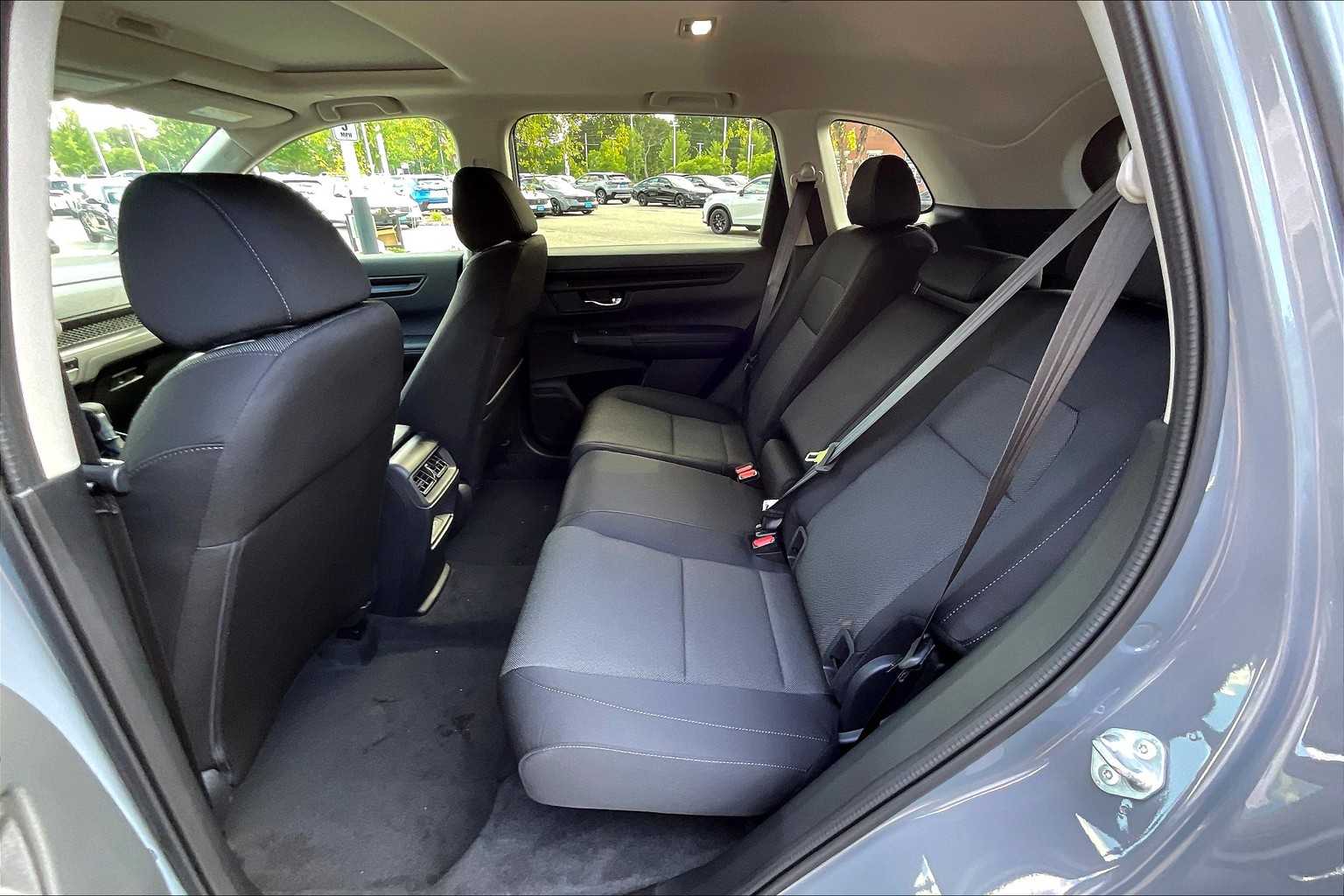 2026 Honda CR-V EX - Photo 15