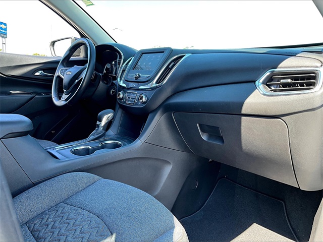 2022 Chevrolet Equinox LT - Photo 13
