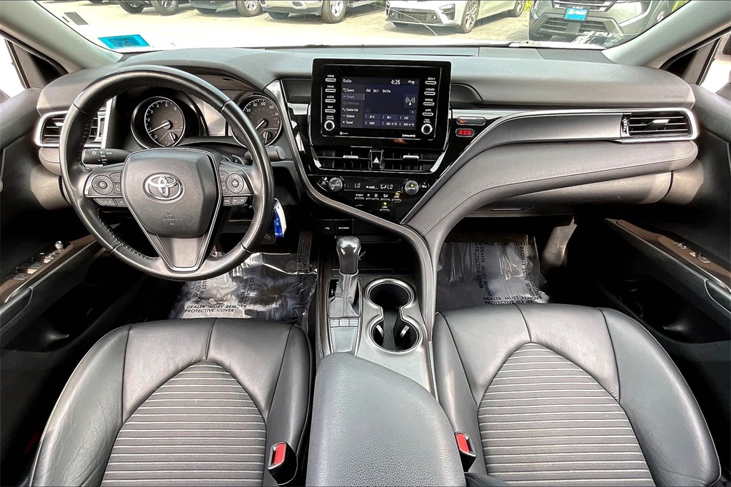 2022 Toyota Camry SE - Photo 20