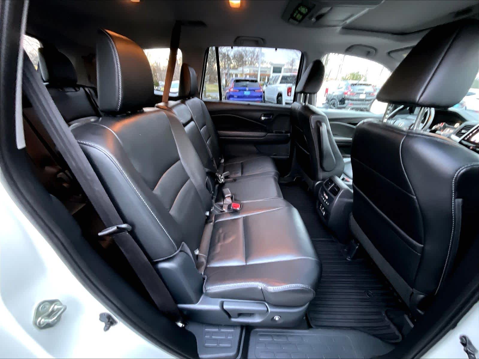 2017 Honda Pilot Touring - Photo 16