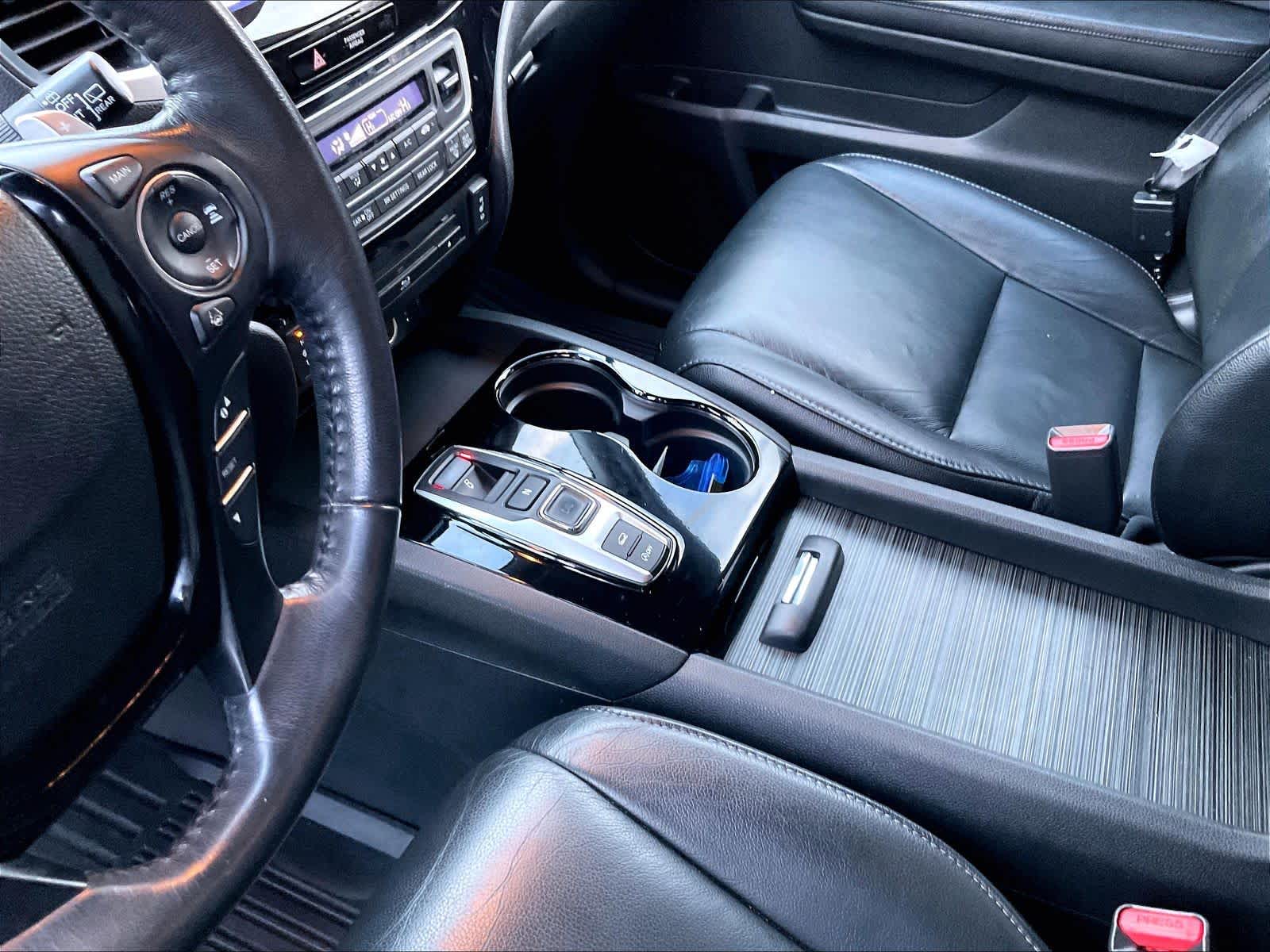 2017 Honda Pilot Touring - Photo 21