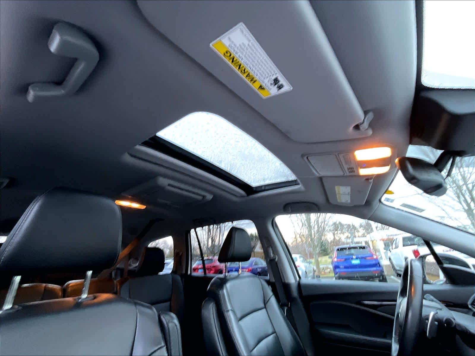 2017 Honda Pilot Touring - Photo 23