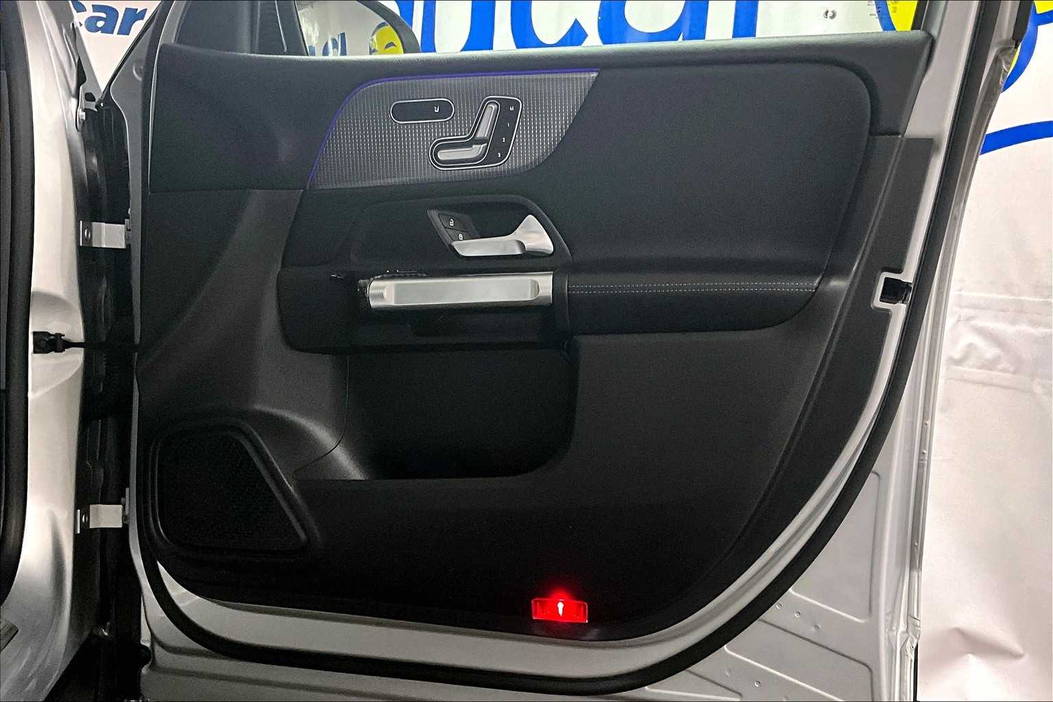 2020 Mercedes-Benz GLB GLB 250 - Photo 12