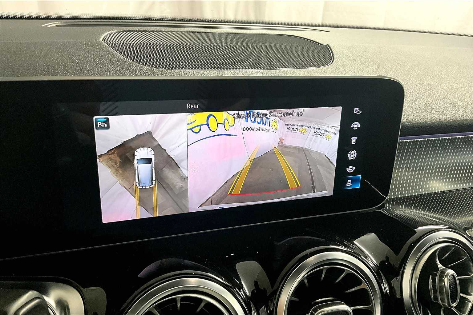 2020 Mercedes-Benz GLB GLB 250 - Photo 19