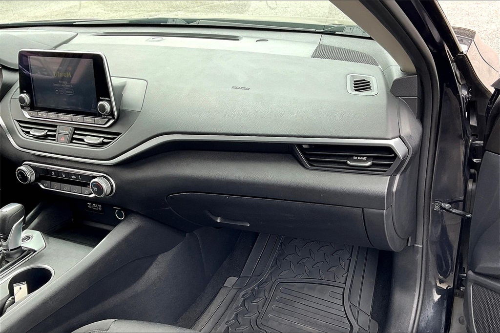 2022 Nissan Altima 2.5 SV - Photo 12