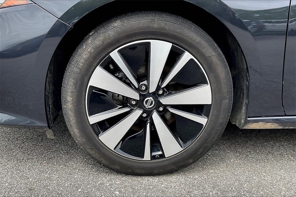 2022 Nissan Altima 2.5 SV - Photo 7