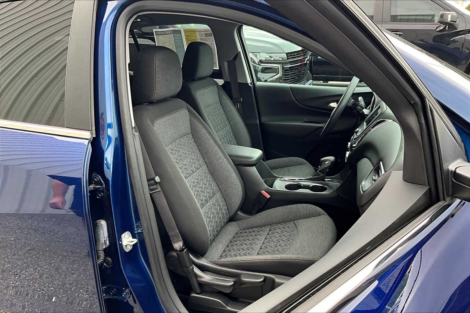 2022 Chevrolet Equinox LT - Photo 11