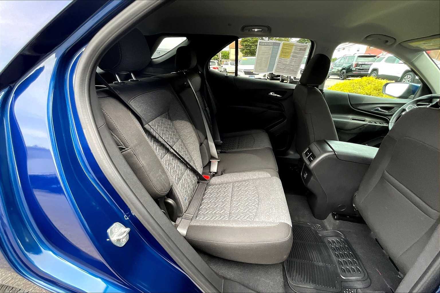 2022 Chevrolet Equinox LT - Photo 16