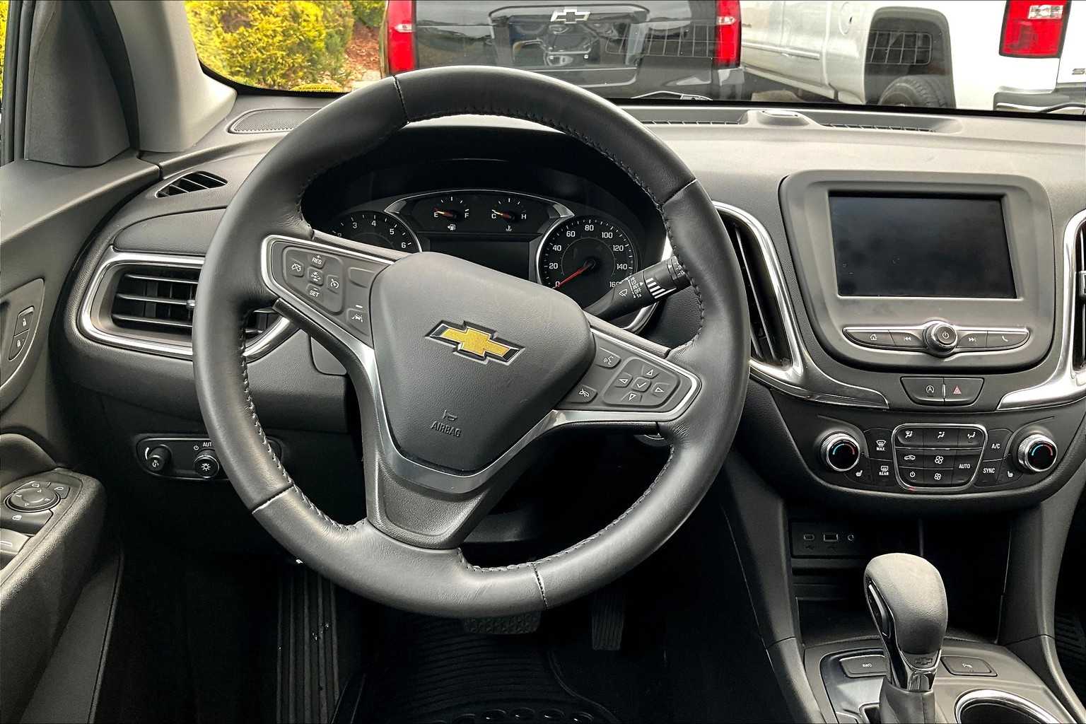 2022 Chevrolet Equinox LT - Photo 17