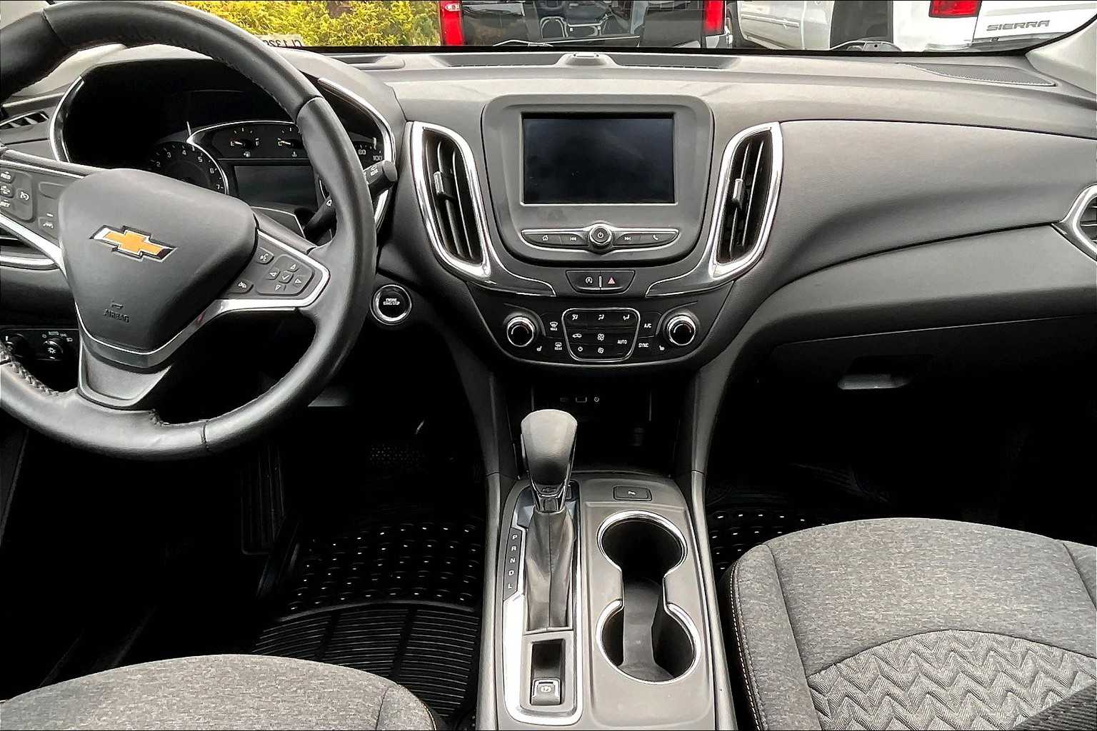 2022 Chevrolet Equinox LT - Photo 21