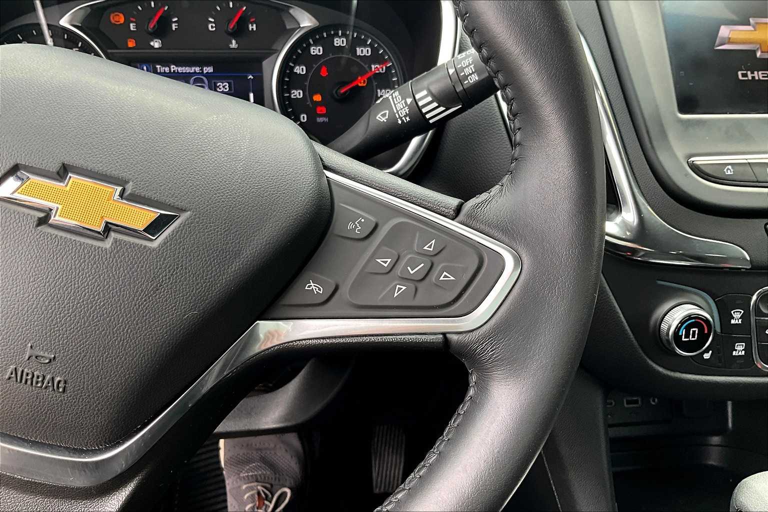 2022 Chevrolet Equinox LT - Photo 23