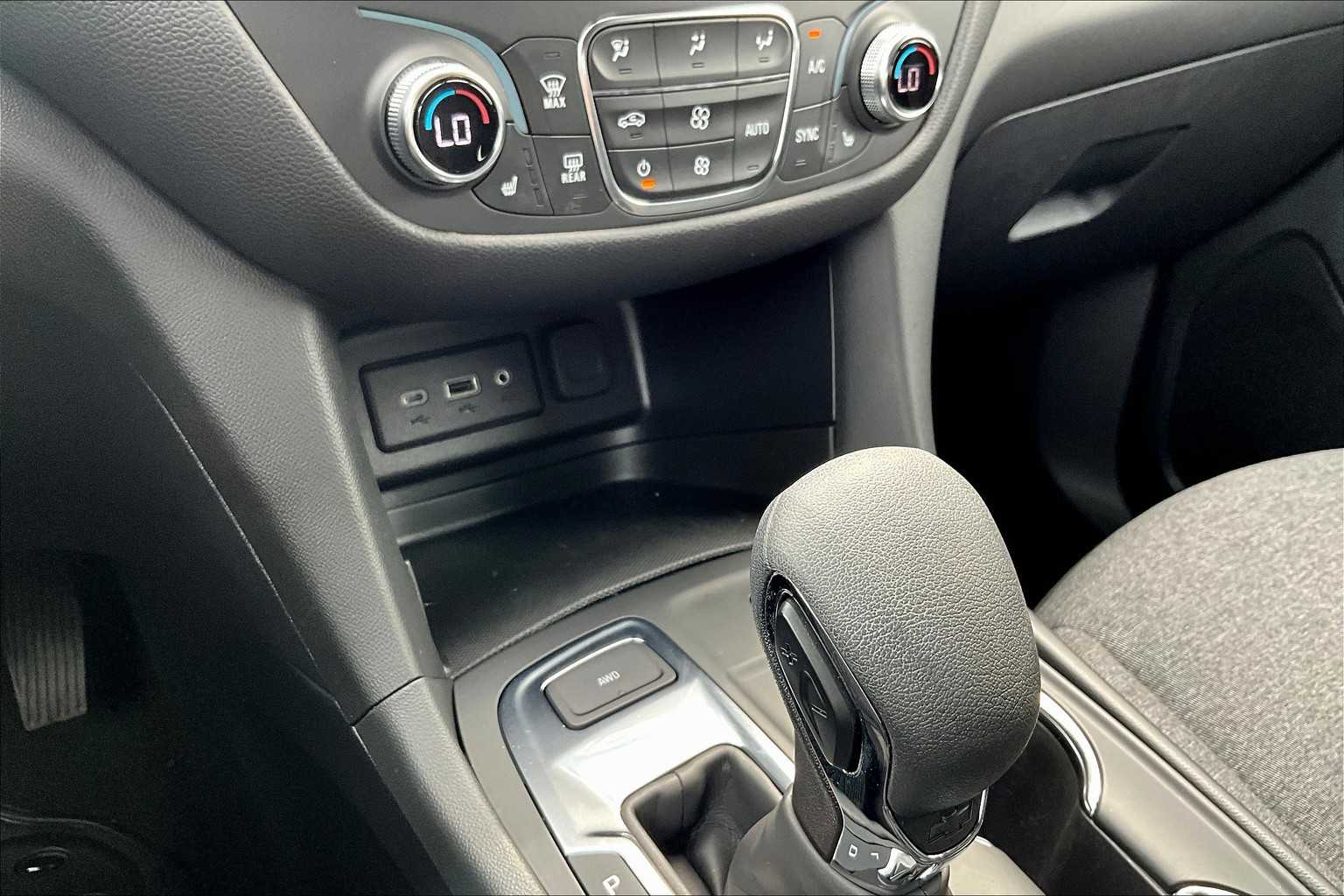 2022 Chevrolet Equinox LT - Photo 25