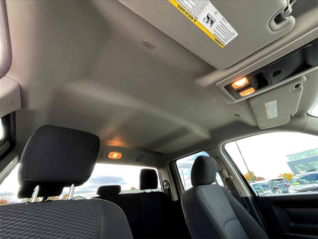 2019 Ram 1500 Classic Express - Photo 22