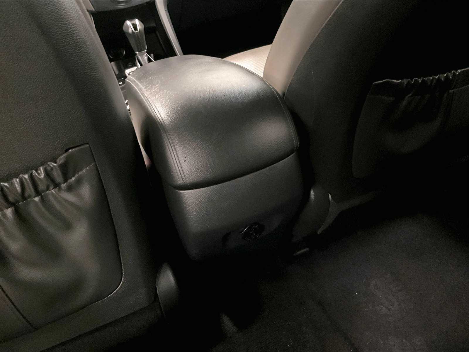2018 Hyundai Santa Fe SE - Photo 27