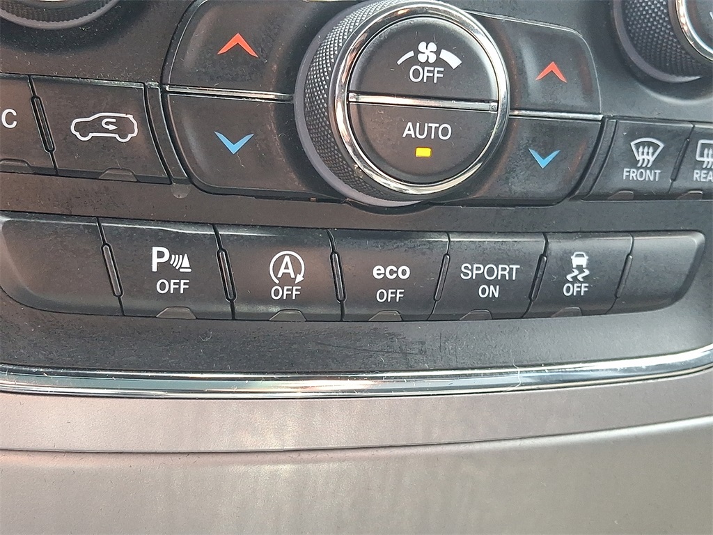 2018 Jeep Grand Cherokee Altitude - Photo 24