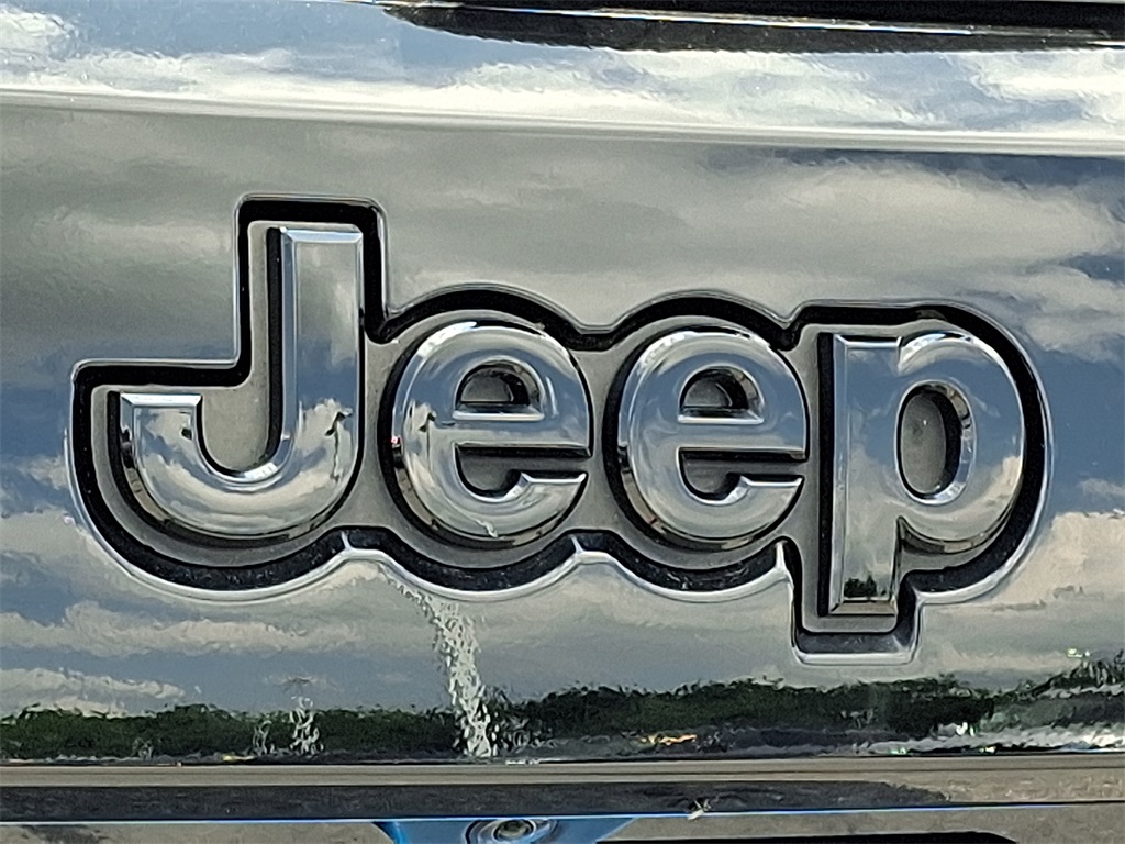 2018 Jeep Grand Cherokee Altitude - Photo 29