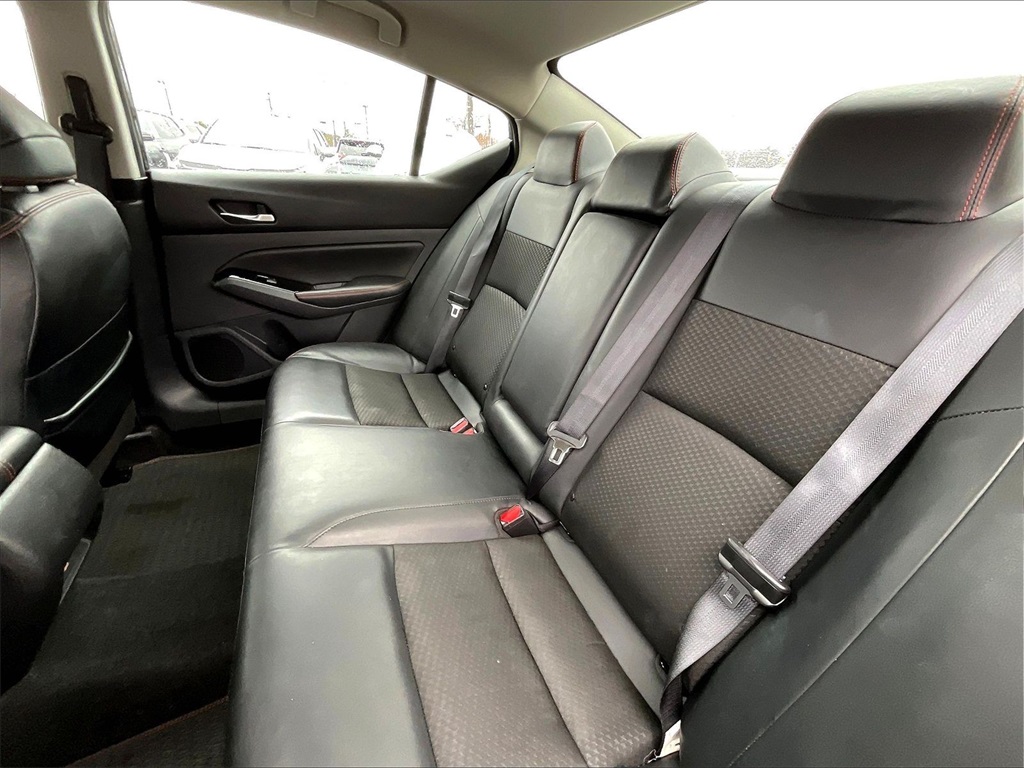 2023 Nissan Altima 2.5 SR - Photo 14