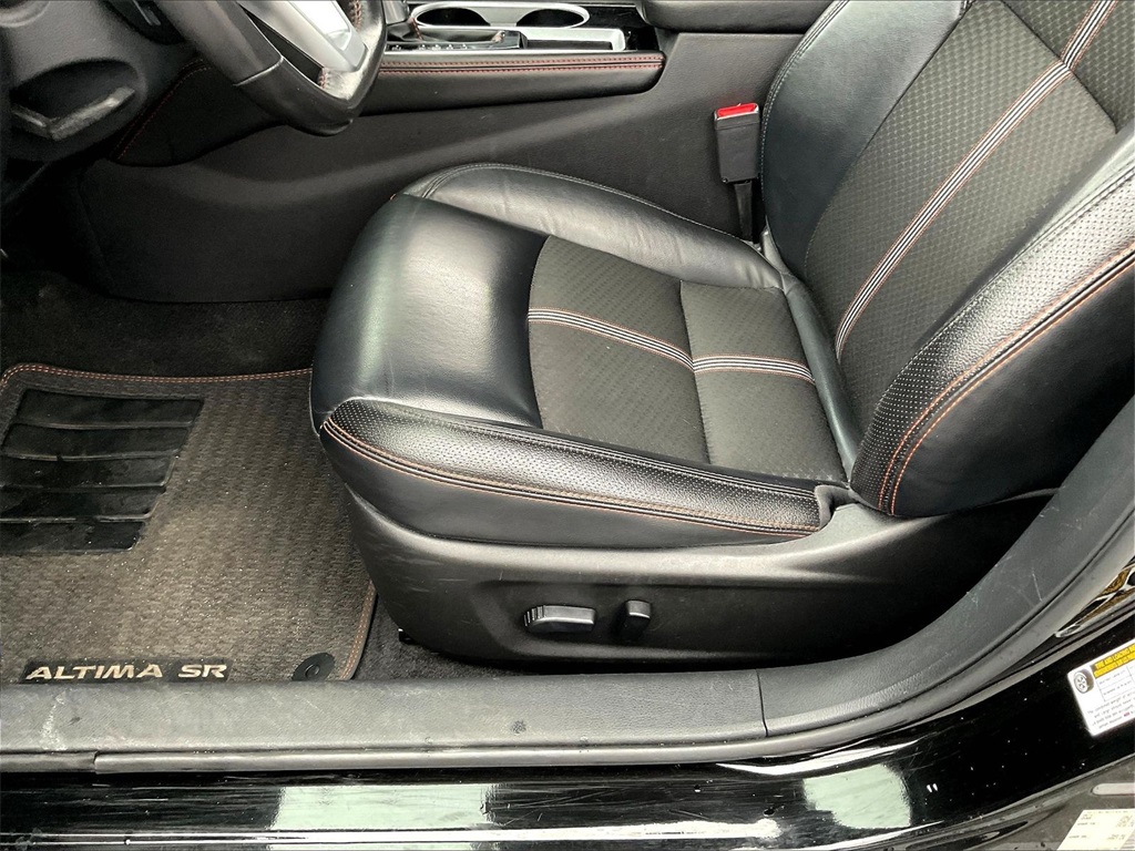 2023 Nissan Altima 2.5 SR - Photo 32