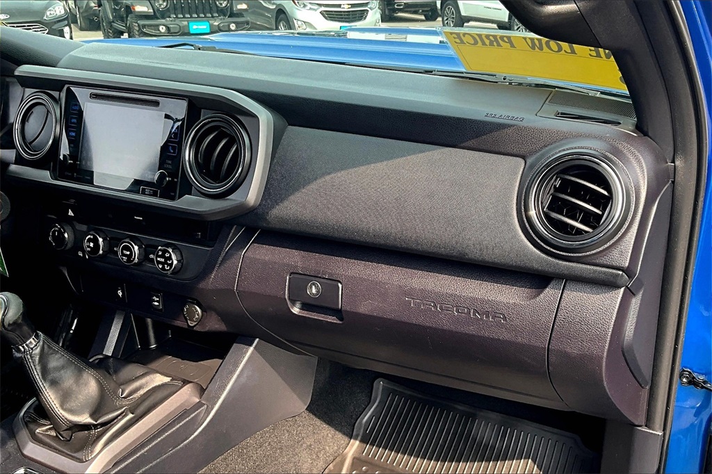 2017 Toyota Tacoma TRD Sport - Photo 13