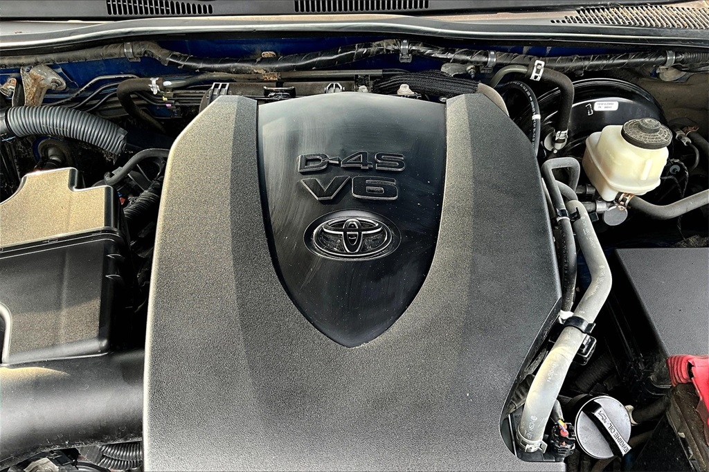 2017 Toyota Tacoma TRD Sport - Photo 35