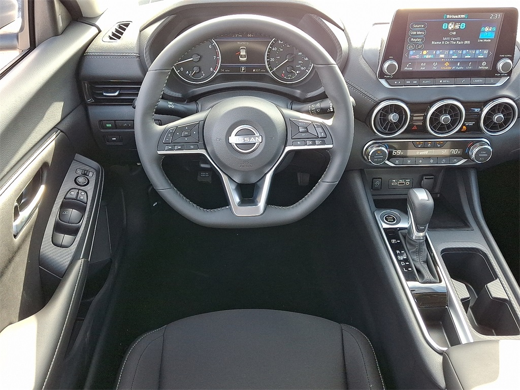 2025 Nissan Sentra SV - Photo 7