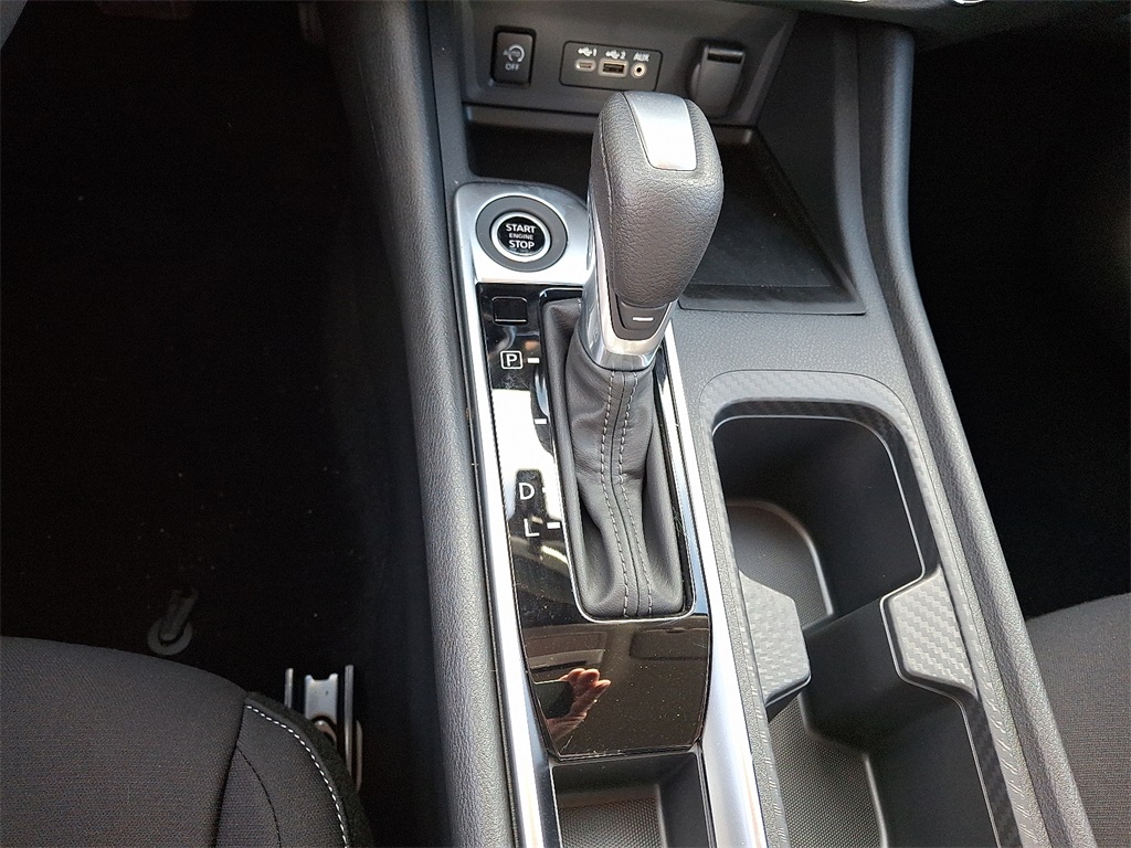 2025 Nissan Sentra SV - Photo 10