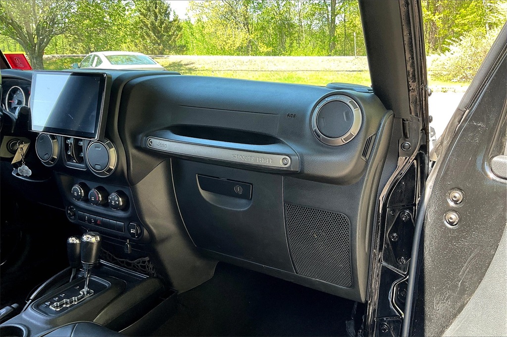 2017 Jeep Wrangler Unlimited Sport - Photo 12