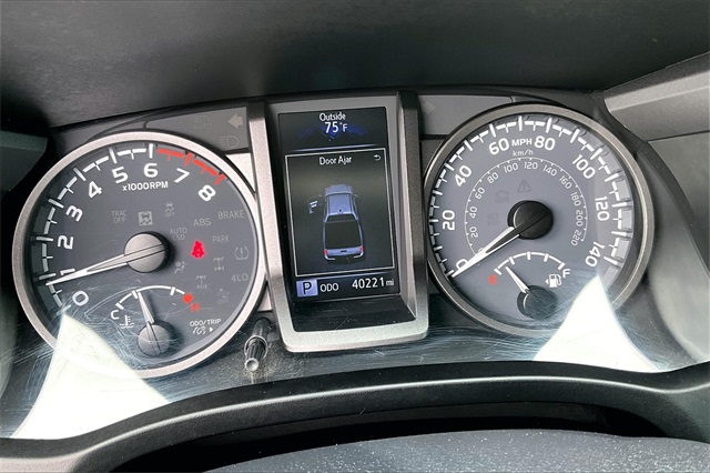 2021 Toyota Tacoma SR5 - Photo 25