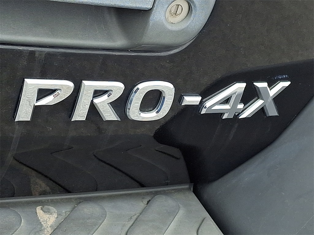 2015 Nissan Xterra PRO-4X - Photo 30