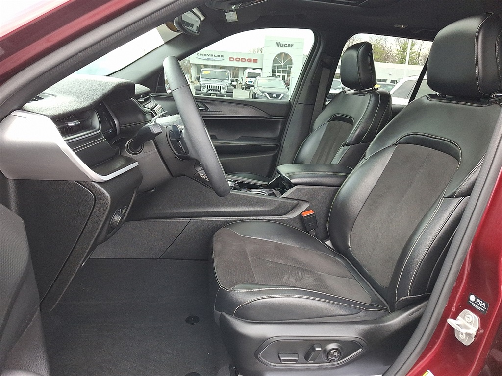 2023 Jeep Grand Cherokee Altitude - Photo 14