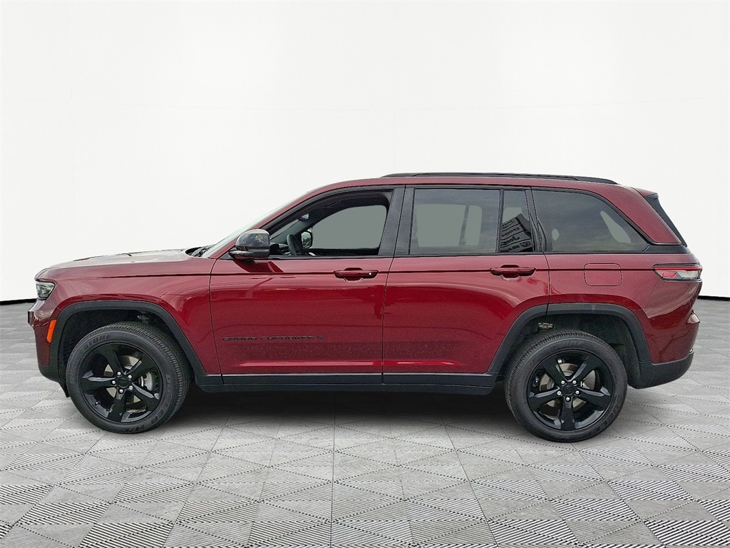 2023 Jeep Grand Cherokee Altitude - Photo 4
