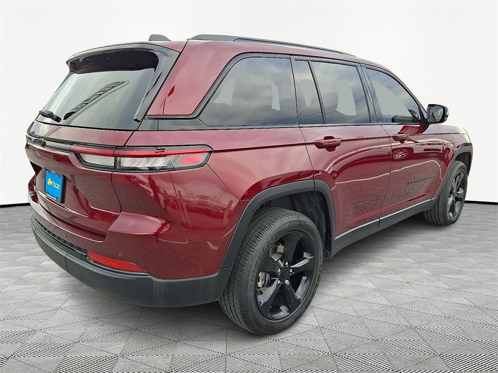 2023 Jeep Grand Cherokee Altitude - Photo 7