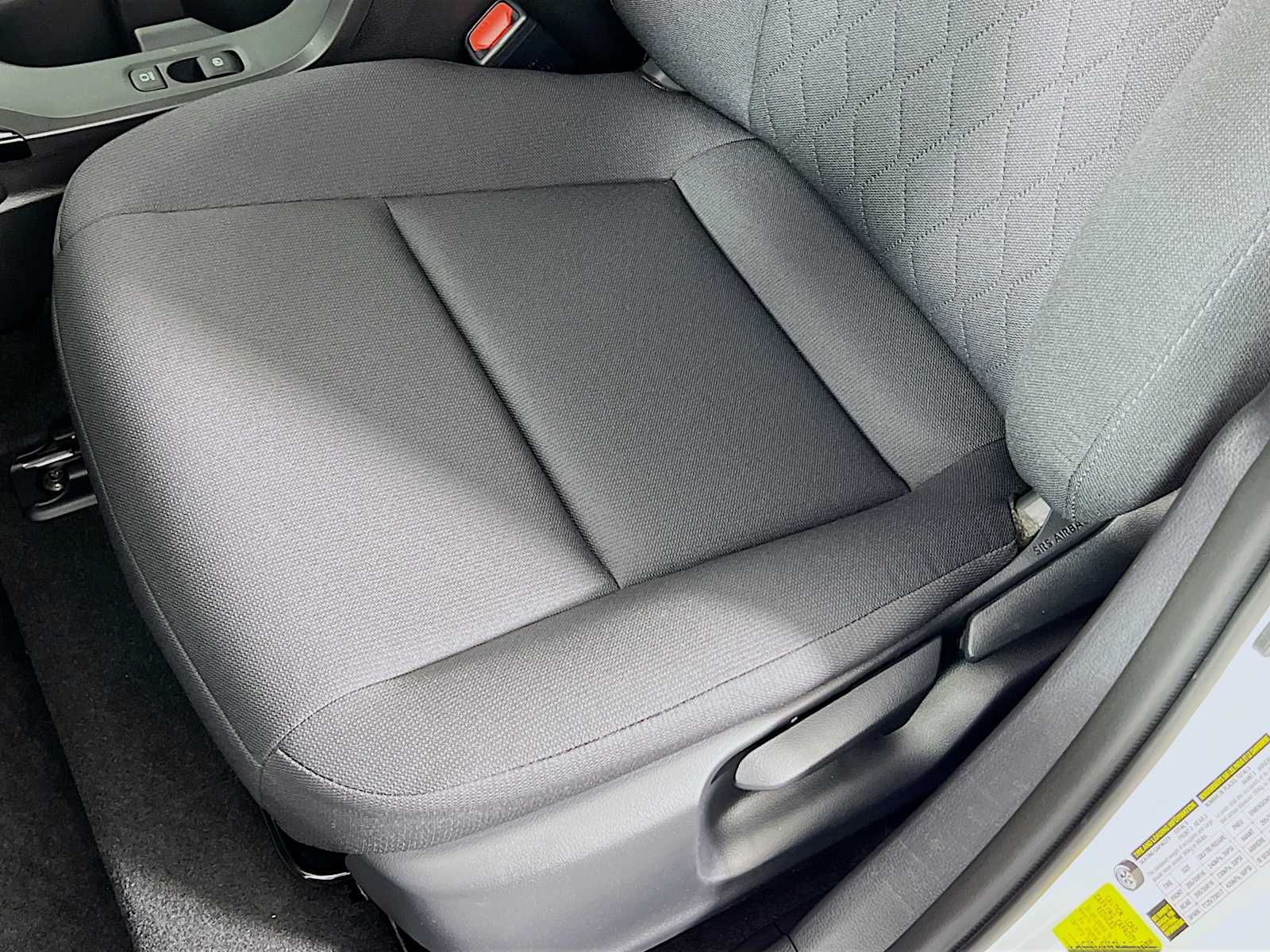 2025 Toyota Corolla LE - Photo 16