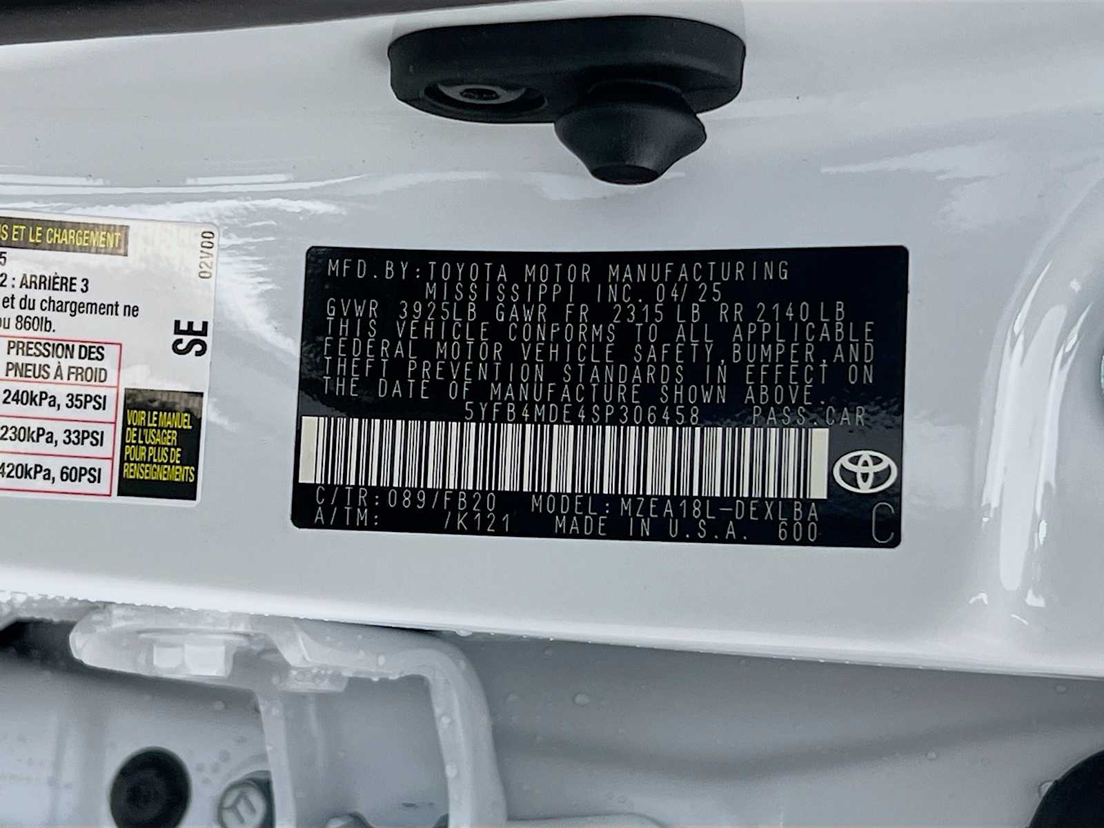2025 Toyota Corolla LE - Photo 19