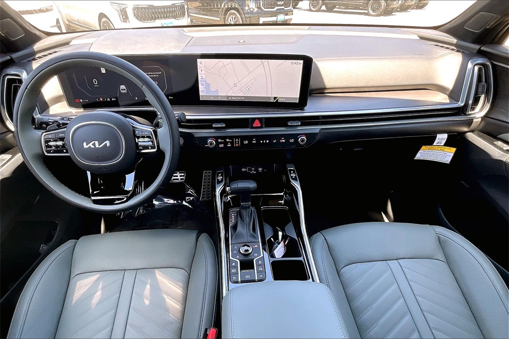 2025 Kia Sorento X-Pro SX Prestige - Photo 12