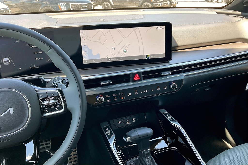 2025 Kia Sorento X-Pro SX Prestige - Photo 13