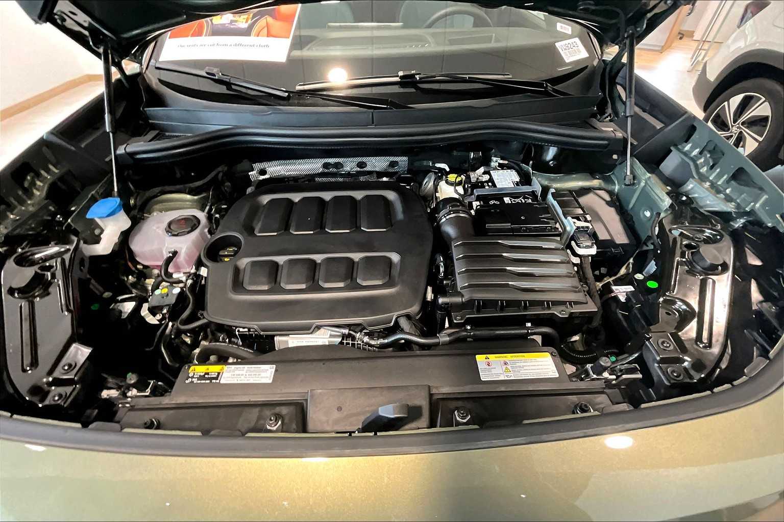 2025 Volkswagen Tiguan SE R-Line Black - Photo 15