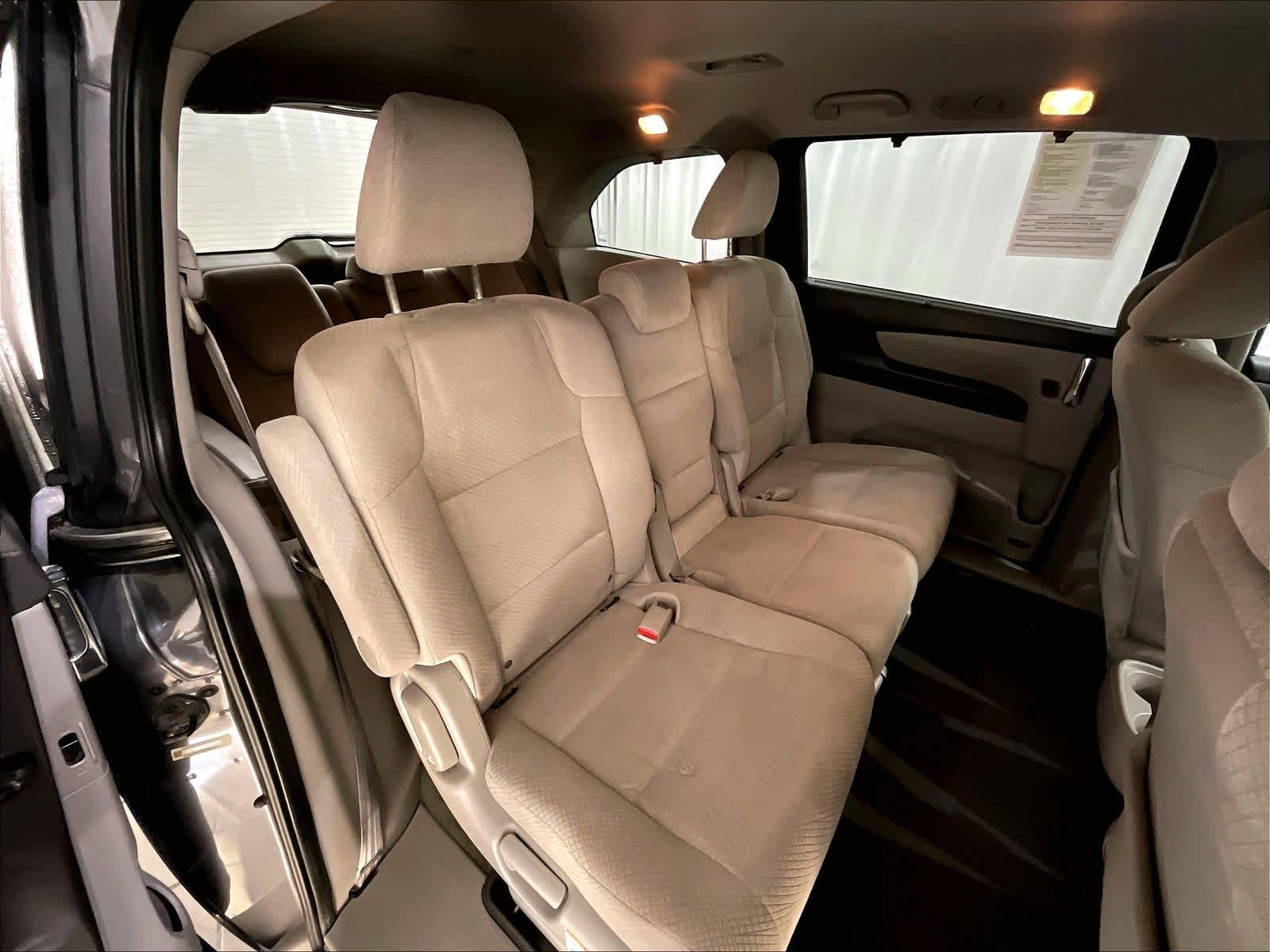 2015 Honda Odyssey EX - Photo 16
