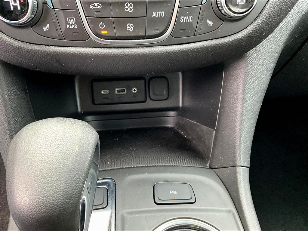 2023 Chevrolet Equinox LT - Photo 26