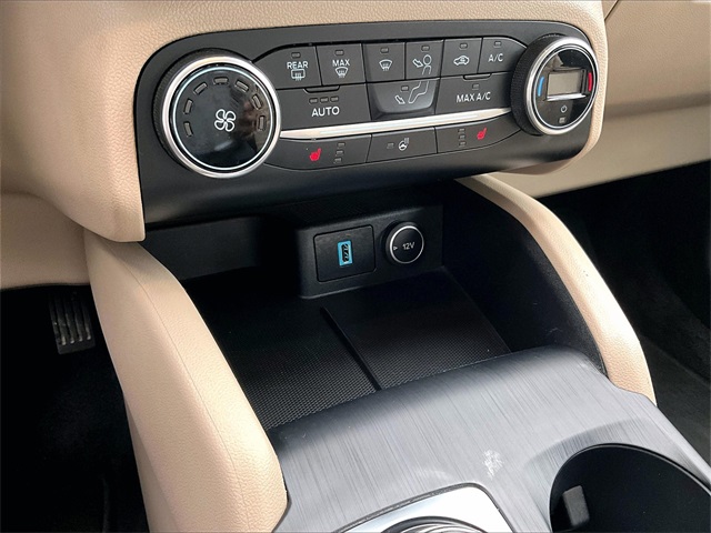 2020 Ford Escape SEL - Photo 27