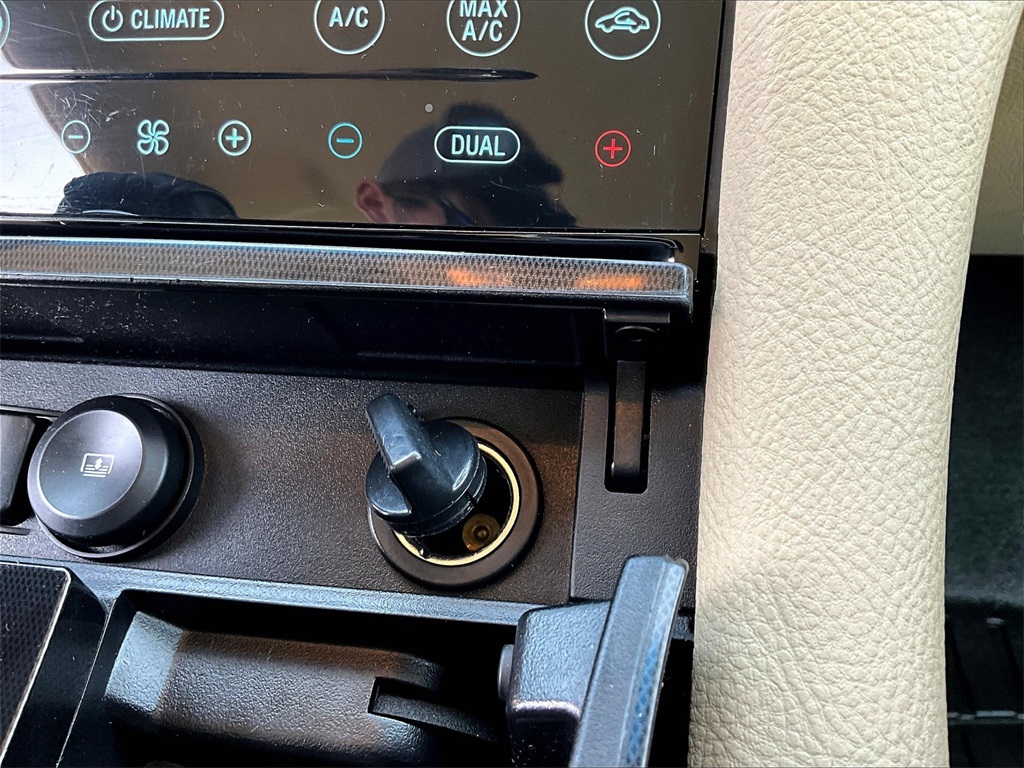 2018 Ford Taurus Limited - Photo 26
