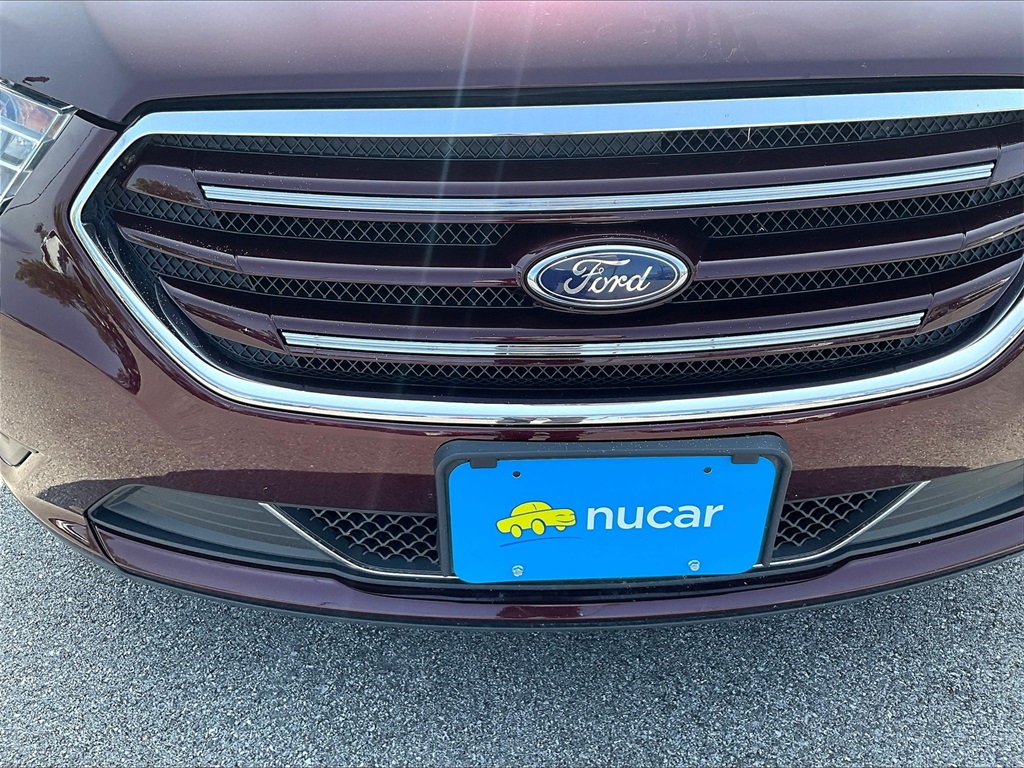 2018 Ford Taurus Limited - Photo 30