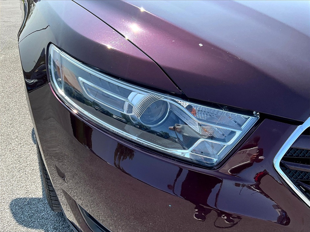 2018 Ford Taurus Limited - Photo 31