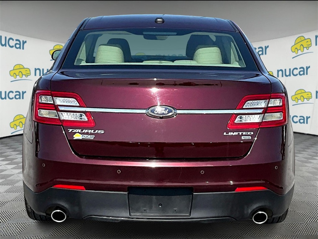 2018 Ford Taurus Limited - Photo 5