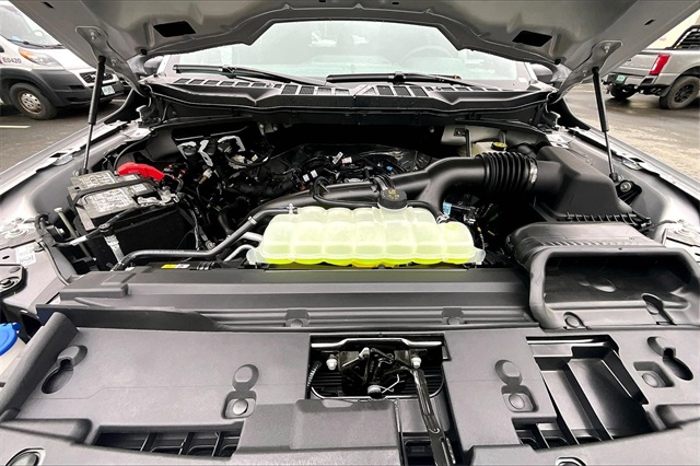 2025 Ford F-150 STX - Photo 12