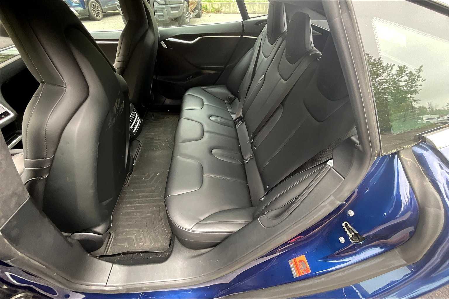 2016 Tesla Model S 90D - Photo 13