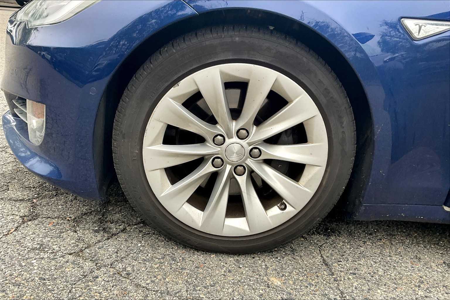 2016 Tesla Model S 90D - Photo 5
