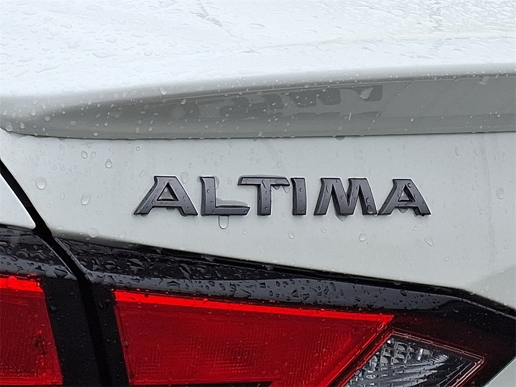 2025 Nissan Altima 2.5 SV - Photo 20